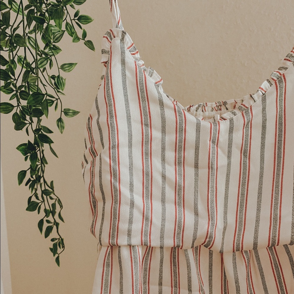 dressup boutique stripped crop top